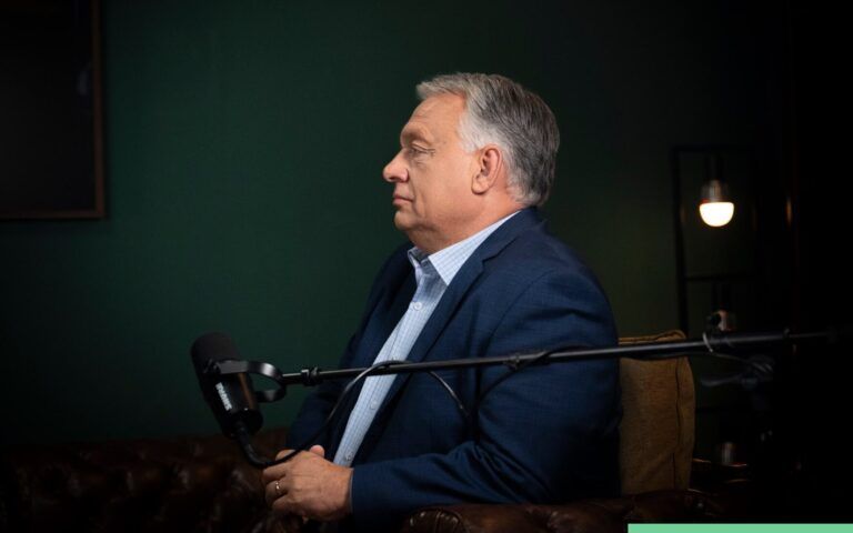 Orbán Viktor álhírbotránynak nevezte a Szőlő utcai javítóintézettel kapcsolatos politikai vádakat a szokásos pénteki interjújában