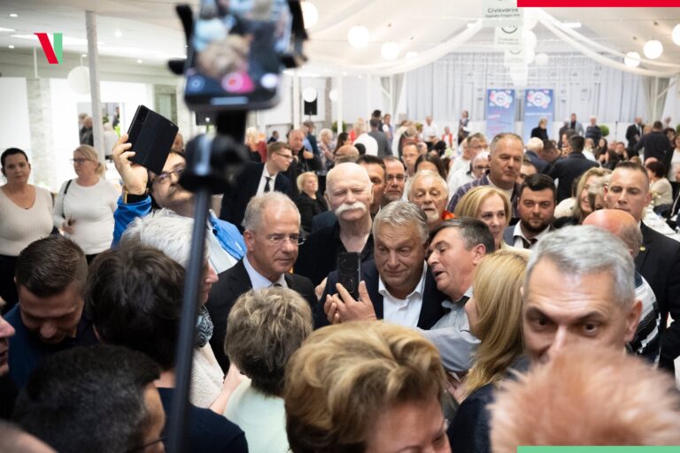 Többszörösen elítélt férfi is feltűnt Orbán Viktor debreceni DPK-rendezvényén