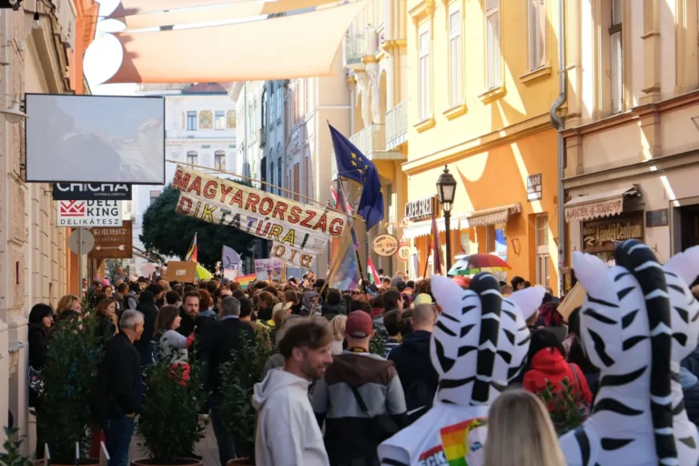 Pécs Pride: hiába a betiltás, ez volt az eddigi legszabadabb felvonulás (videóval)