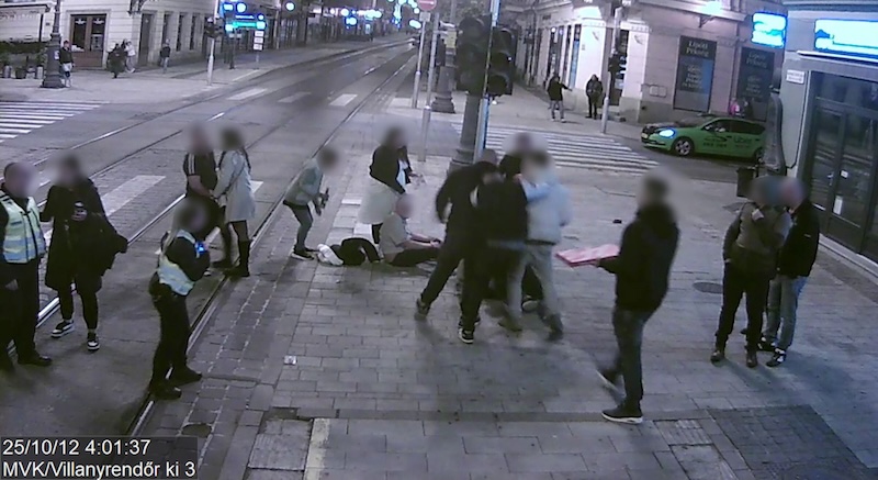 Tömegverekedés Miskolc belvárosában – két perc alatt reagáltak a hatóságok