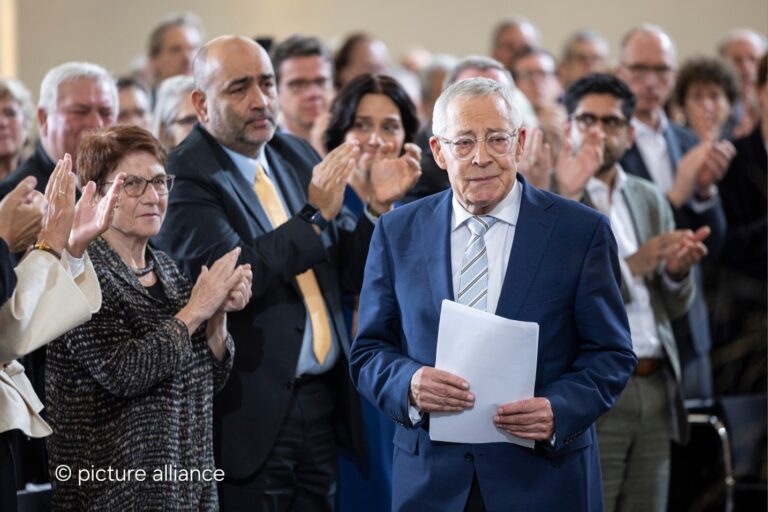 Európa közepe – Az Irodalmi Békedíjas Karl Schlögel köszöntése Frankfurtban