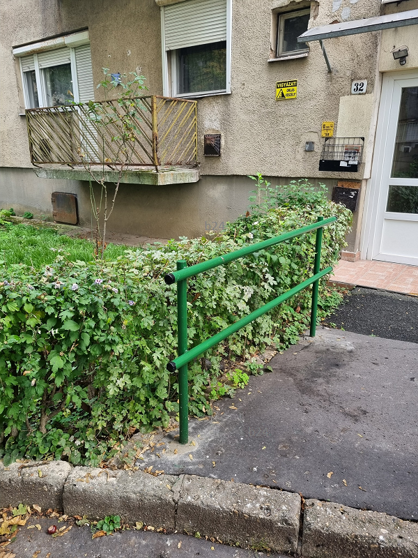 A fideszes dicsérő poszt hosszabb lett, mint az átadott miskolci korlát