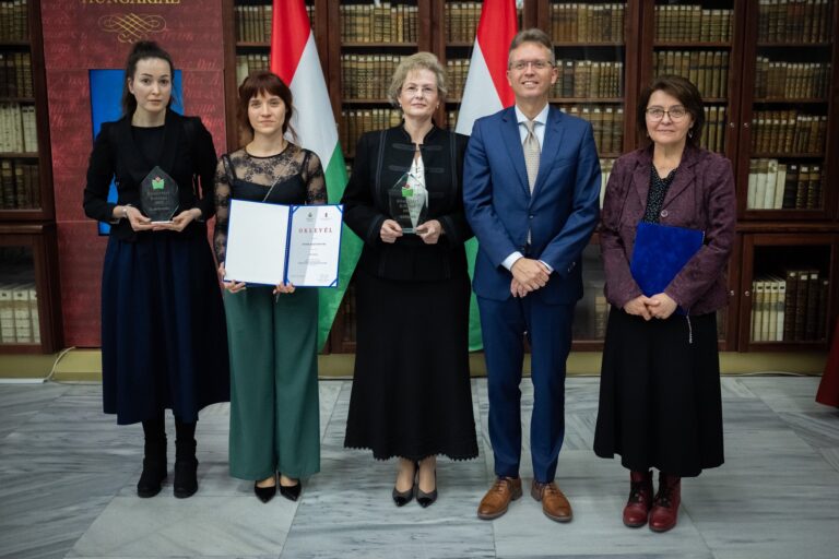 Két díjat is bezsebelt a megyei könyvtár a Könyvtári Kihívás pályázaton