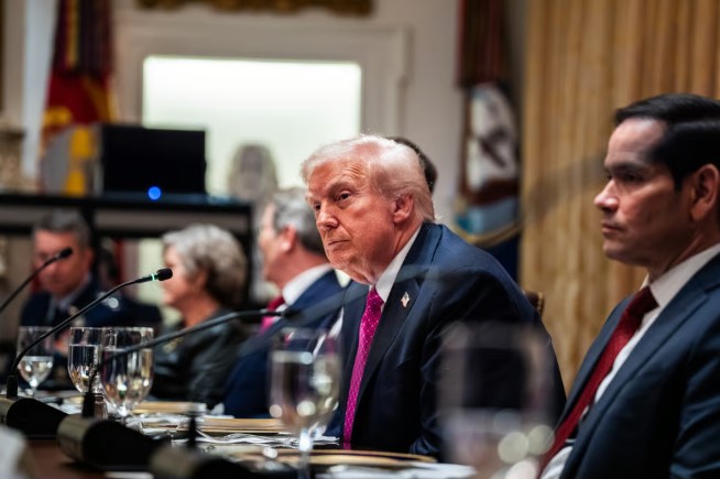 Trump legyint a kiszivárgott hangfelvételre, pedig az alapjaiban kérdőjelezi meg az orosz–ukrán béketervet