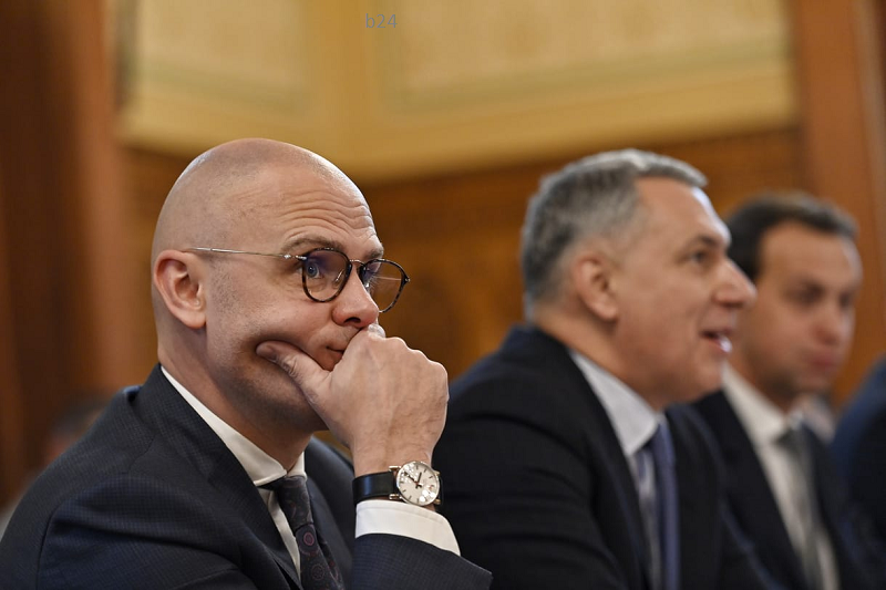 Véssük be: Lázár János helyettese szerint azért nem fejlesztették jobban a vasutat, mert az önkormányzatok nem kérték