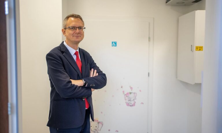 Rétvári Bence a nagykőrösi intézetis botrányról: a kormány számára a gyermekek érdeke az első