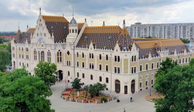 Már helyi újságírókat is aljas hazugságokkal próbál lejáratni az önkormányzati média (vélemény)