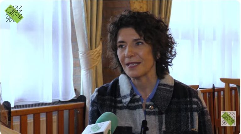 Dobrev Klára: „Bele akarok nézni a fideszesek szemébe, vajon van-e köztük egy is, aki ember marad?!” (videóval)