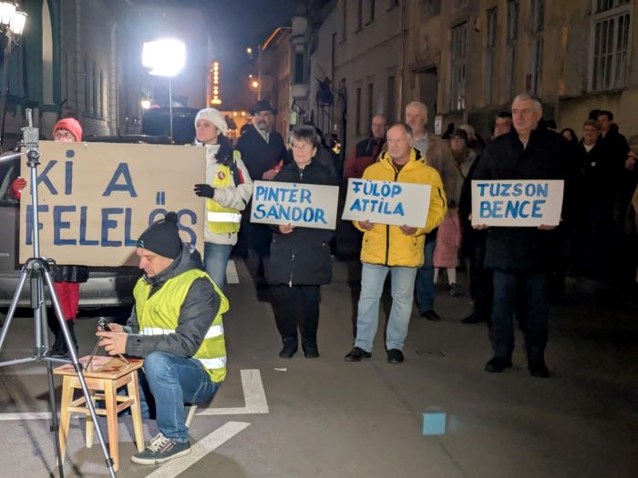A miskolciak is kiálltak az ország gyermekei mellett