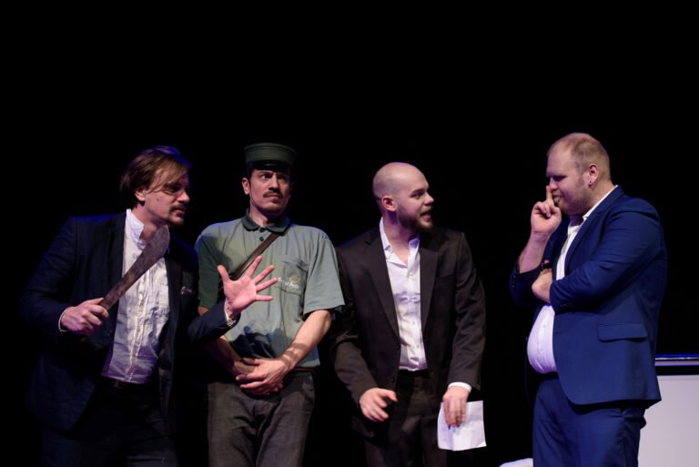 ETAP – Új színházi társulatot alakítottak Kecskeméten a ma már országos ismertségű egykori diákszínjátszók