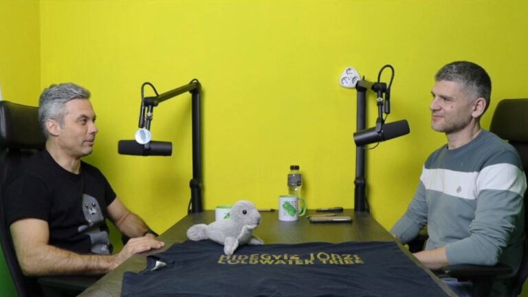 Hormonfröccs, immunrendszer-erősítés, közösségi élmény: ezt mind adja a jeges fürdőzés