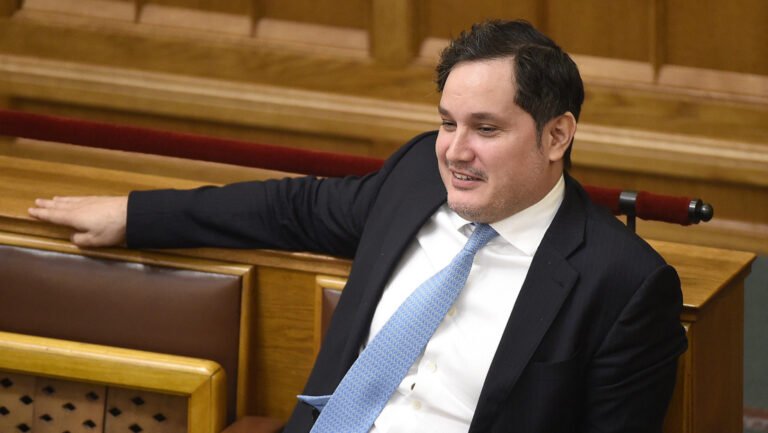 Repülőrajt eredmények: percenként tízmillió forint hiányt termelt 2025-ben a magyar költségvetés