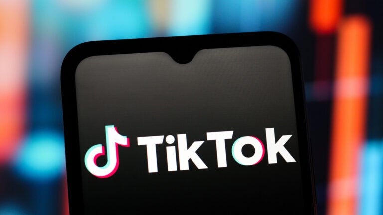 TikTok: Új életkor-ellenőrzési rendszer jön az EU-ban 