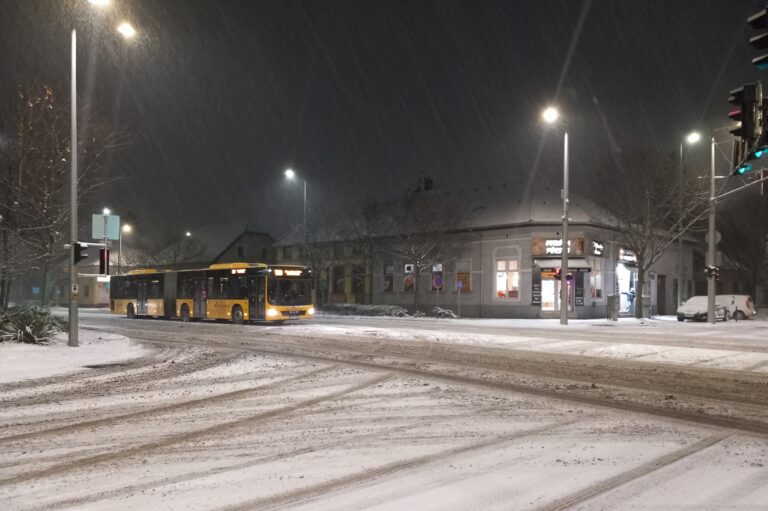 A bérletek meghosszabbításával kompenzálják a kecskeméti buszbérleteseket