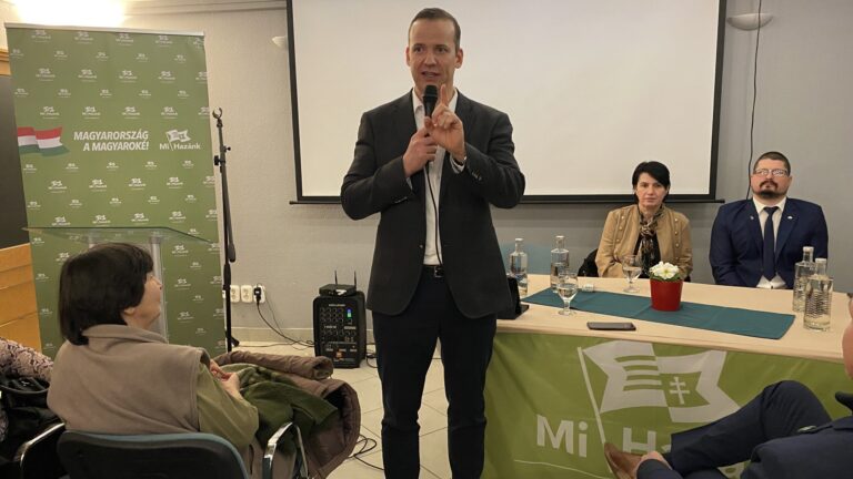 Toroczkai László Kecskeméten: „én szeretnék a miniszterelnök lenni, ezt kikérem magamnak”