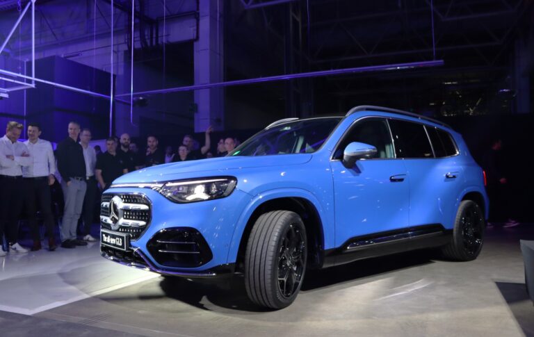 Komoly jutalmat fizet dolgozóinak Németországban a Mercedes