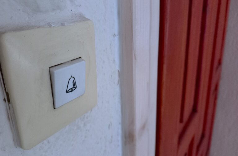 Szombaton indul az ajánlások gyűjtése a képviselőjelölteknek, de munkahelyen, intézményben, hivatalban senkit nem lehet erre kérni