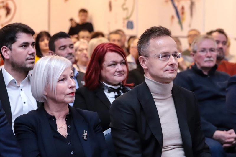 Migránsok, Ukrajna és Brüsszel sem maradt el Csöbör Katalin és Szijjártó Péter miskolci évértékelőjéről