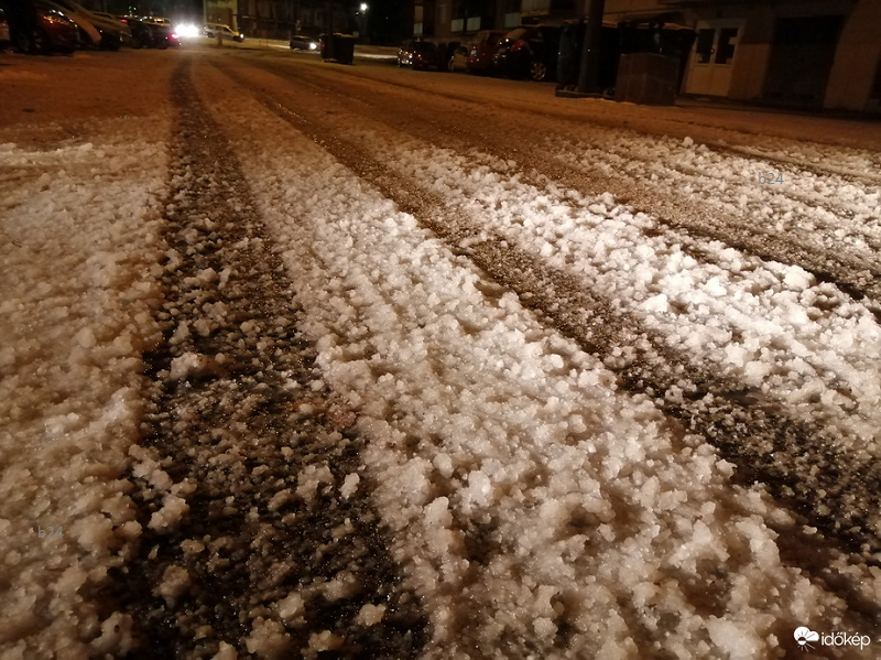 Durva jégeső zúdult Miskolcra, de más területek is kifehéredtek a zivatarban (videóval)