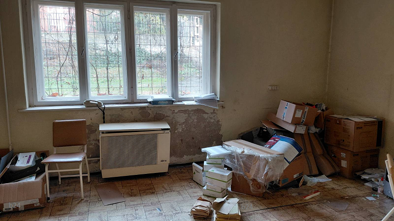 Veszélyessége miatt be kellett zárni, de miért nincs még mindig miskolctapolcai rendelő?