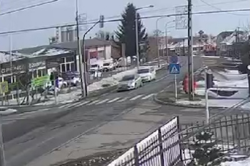 Két gyalogost gázolt el, majd elhajtott – tanúkat keres a miskolci rendőrség