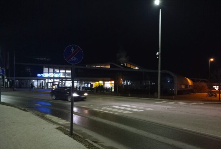 350 személyi sérüléssel járó baleset történt zebrán az elmúlt bő húsz évben Kecskeméten