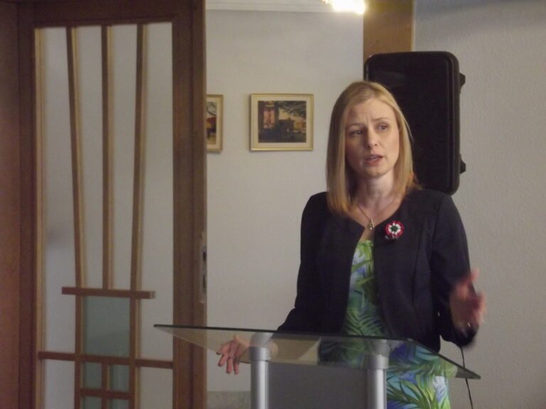 „Senkivel sem készül koalícióra lépni a Mi Hazánk” – ezt mondta Dúró Dóra Kecskeméten