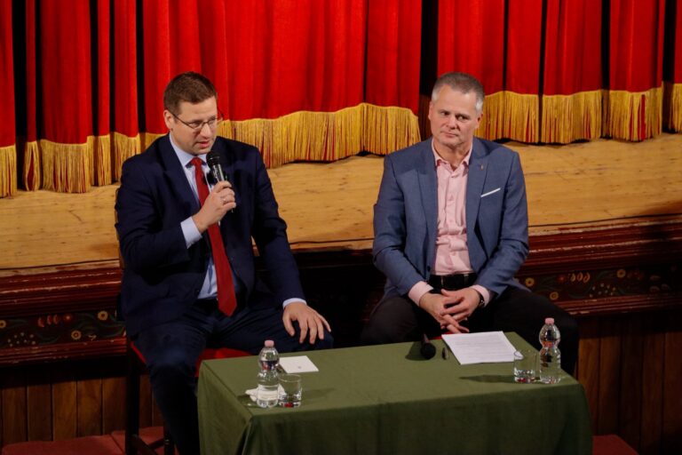 Törvényt sértett Salacz László a Kocsis iskolában tartott kampányrendezvénnyel az NVB szerint