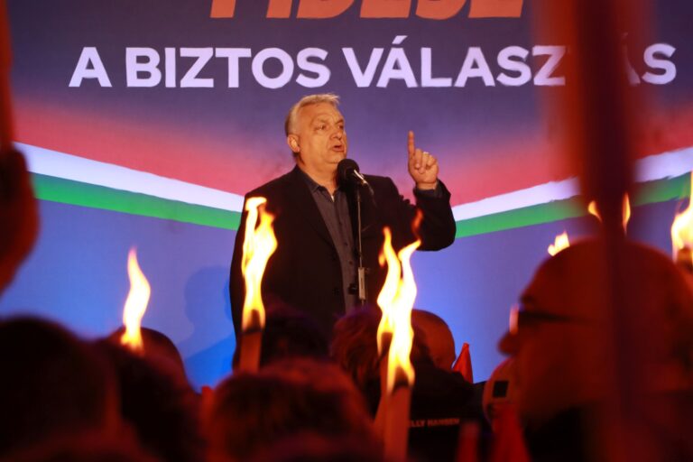 Orbán Viktor a kecskeméti kampányrendezvényén: „Ajánlom magamat” – riport, galériával