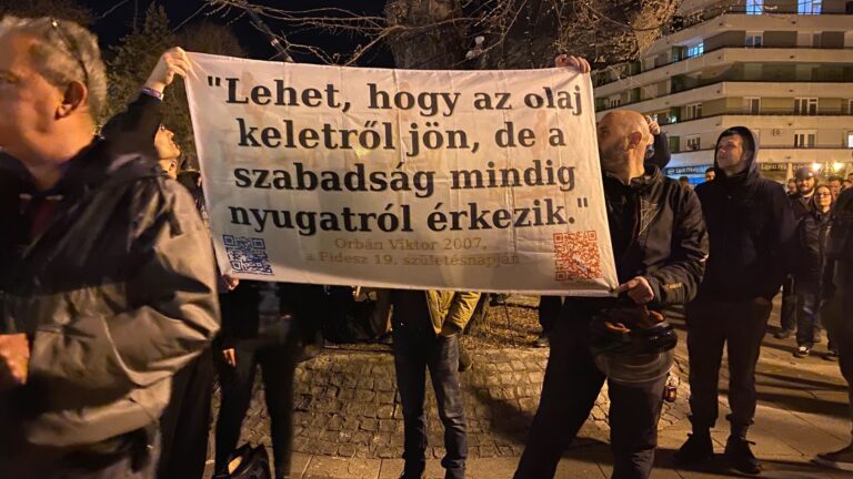 Nem Zelenszkij a tét, hanem Magyarország szabadsága. Néhány gondolat Orbán kecskeméti „vendégszerepléséről” (vélemény)