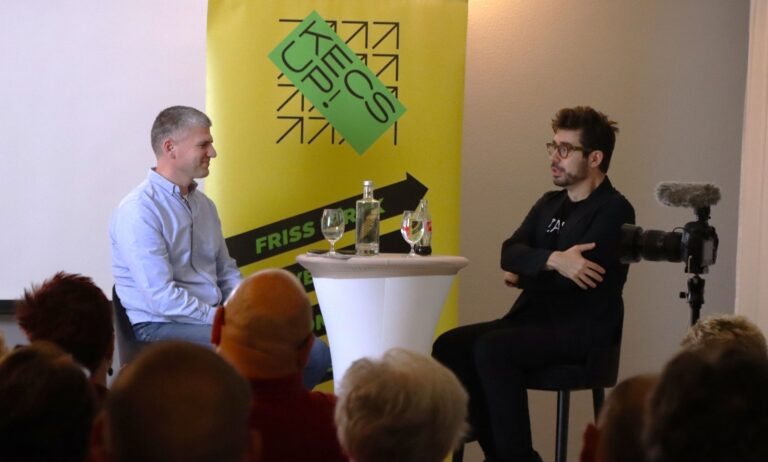 Panyi Szabolcs Kecskeméten: Csak az nem hallgatta le Szijjártót, aki nem akarta