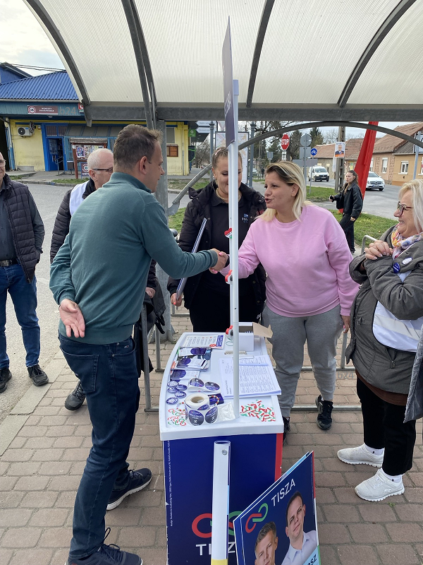 Már a kistelepüléseken is megbillent a Fidesz? A Tisza jelöltje több borsodi községben is remek fogadtatásban részesült