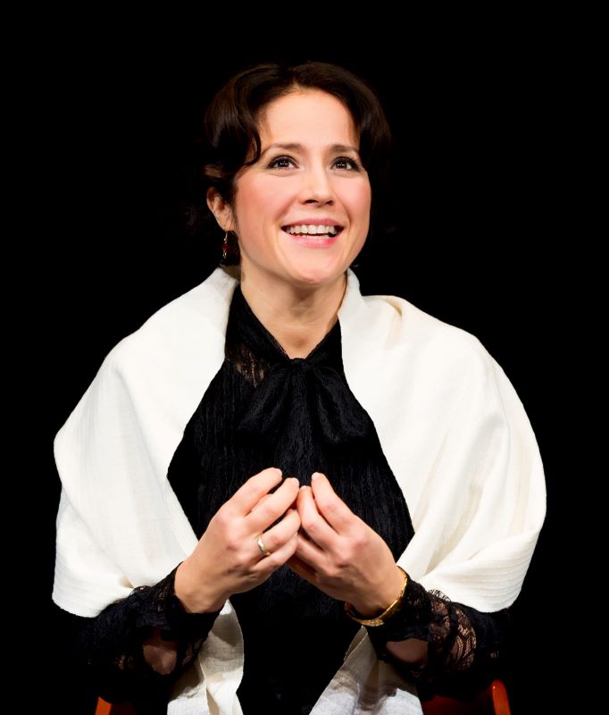 “Teljes lényeddel” Gubás Gabival – Polcz Alaine élete megelevenedik a TTH színpadán