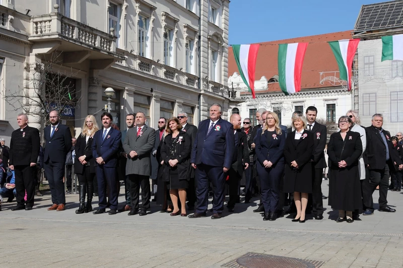 Nyílt levélben kérik a miskolci polgármestert, hogy ne engedje kampányrendezvénnyé silányulni a nemzeti ünnepet