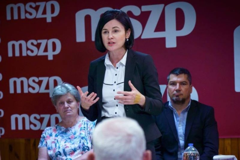 Újabb nagy név lépett vissza – egyre több ellenzéki jelölt áll félre a Tisza javára