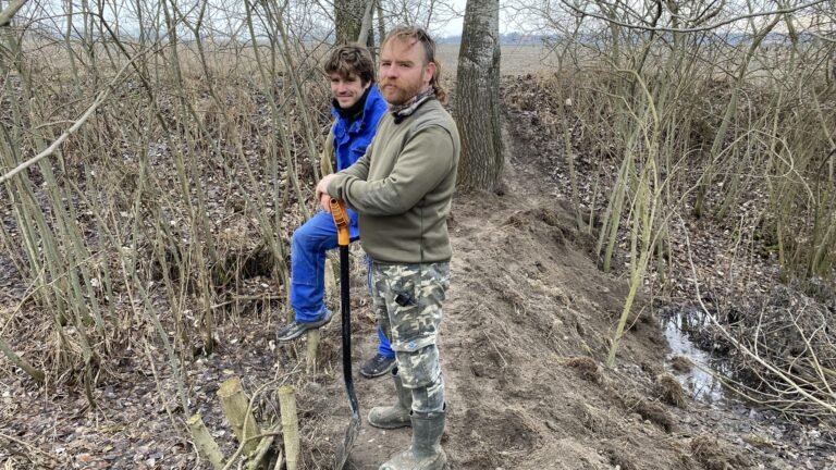Időt és életet nyerünk – riportfilm a csemői vízőrző testvérpárról, Szabó Gézáról és Istvánról