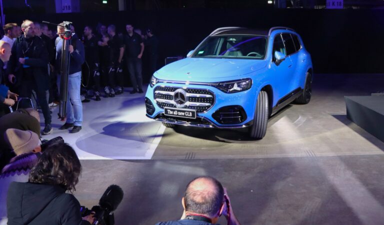 A Mercedes elektromos autóiba a Samsung fogja szállítani az akkumulátort