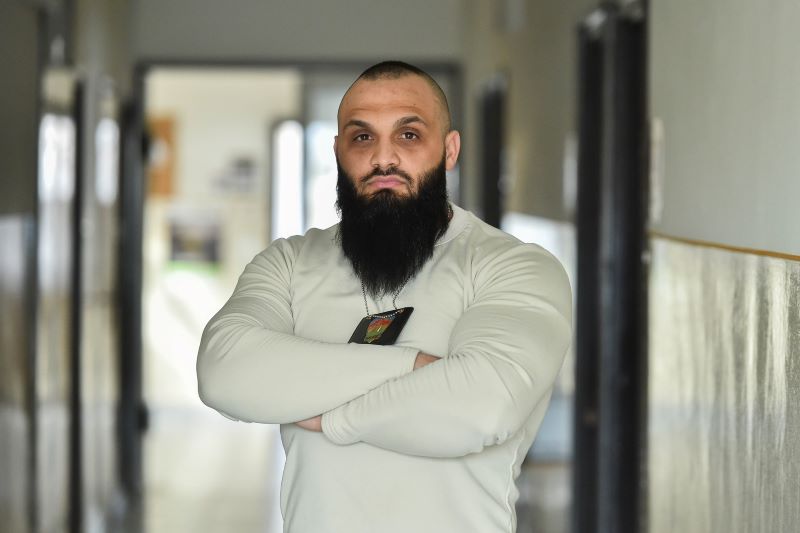 Jelenleg is szökésben a tiszaújvárosi csomagautomata egyik fosztogatója – a rendőrség a másikat elfogta, és fényt derített az ügy részleteire