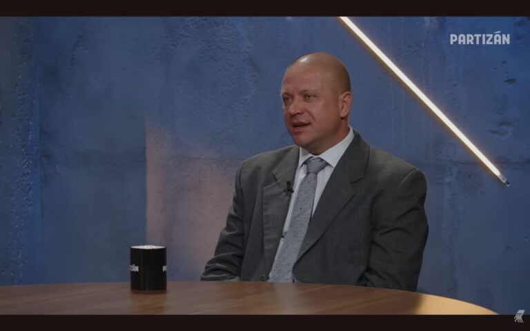 Sebők Krisztián, a kecskeméti volt titkosszolga állítja: politikai lejáratásra gyűjthettek anyagokat az AH-nál (videó)