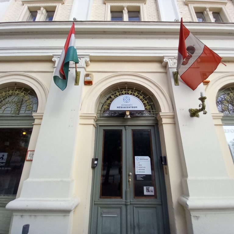 A Szövetség levélben reagált a Kecskeméti Televízió bírságaira, szerintük Kozák Polett méltatlanná vált a tisztségére