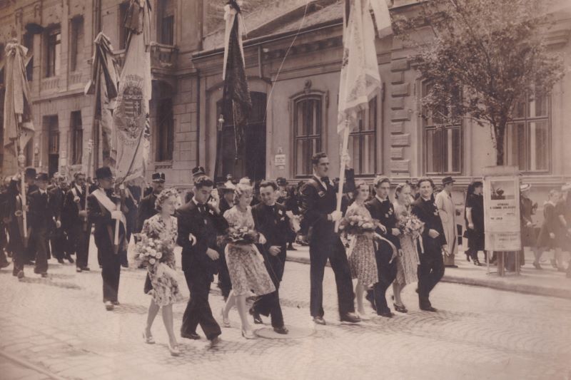 Miért Miskolc? – Sok háza van itt Istennek