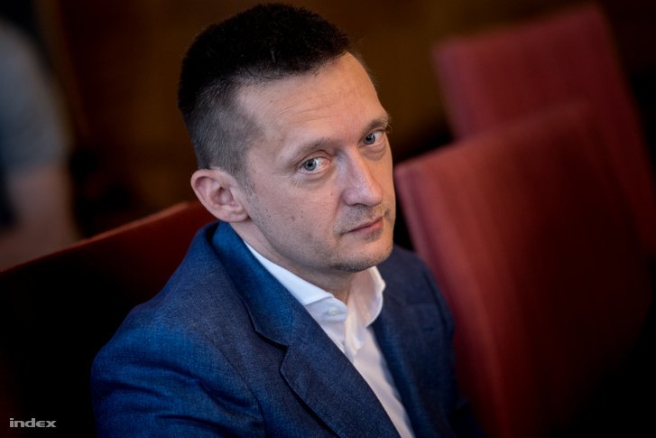 Rogán a Bayer Showban: Szabó Bence és Gundalf nyilatkozatai csak figyelemelterelések