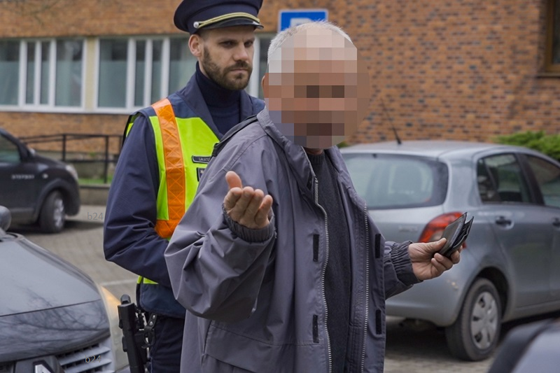 Fordulat: rendőrök vitték el K. Endrét, a fideszes pedofilbotrány egyik főszereplőjét