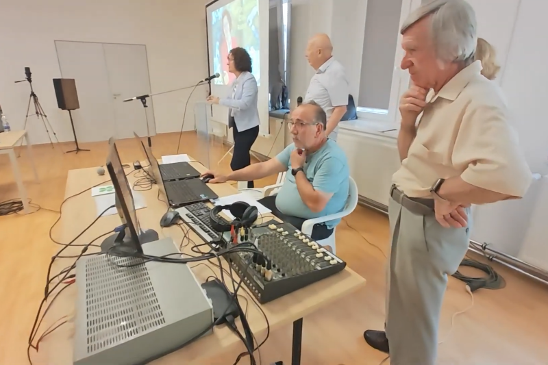Emléktáblát kapott a Miskolci Egyetem legendás rádióstúdiója (videóval)