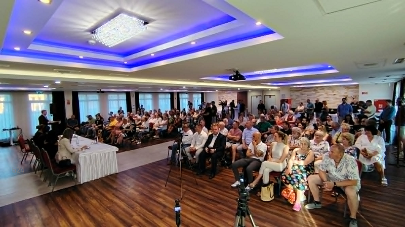 Helyszíni: kicsit korábban újranyithat a barlangfürdő, már augusztusban