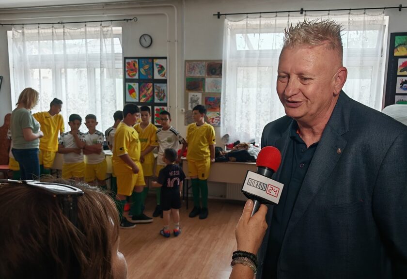 Börtön, bíróság, focipálya: így próbálják megmenteni a kallódó fiatalokat Szendrőn (videó)