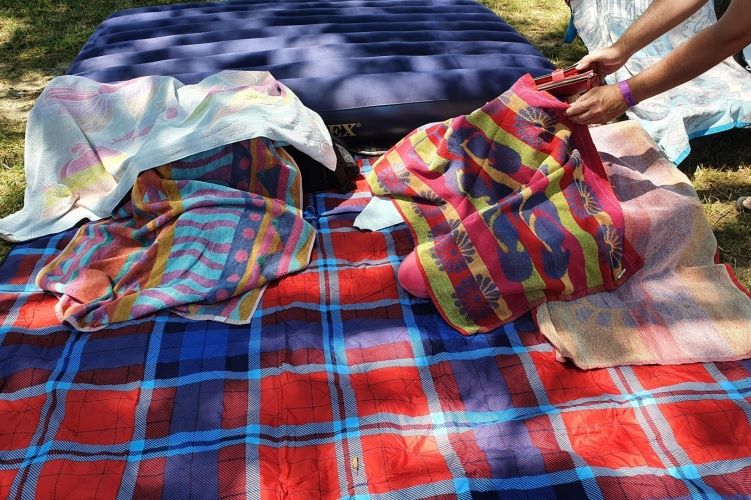 Strandszezon és a magyarok híres biztonsági varázstörölközője – Mezőkövesden nem jött be a taktika