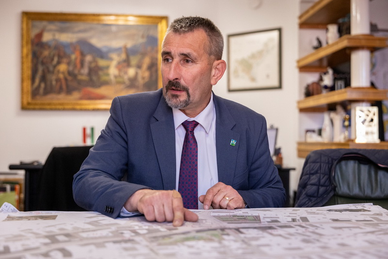 Hat és fél millió önerő mellé három és fél milliárd közpénz – így született újjá a tokaji Arany Sas