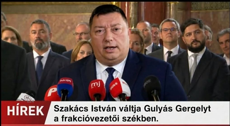 Erdei Sándor az utóbbi napok eseményeinek tükrében Szakács Istvánt vizionálja a Fidesz frakcióvezetőjének – ezt képpel is illusztrálta