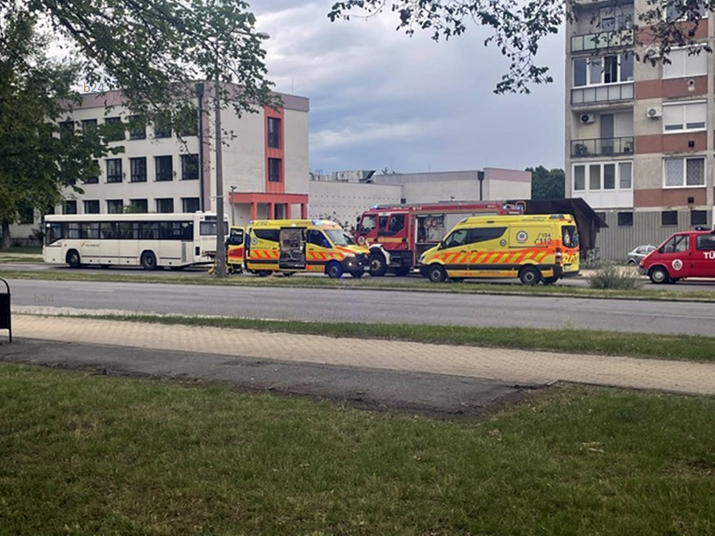 Nagyon csúnya közlekedési baleset történt Kazincbarcikán